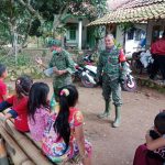 Berbaur dengan Masyarakat, Warga Cijati Sudah Menganggap Prajurit TNI Keluarga Sendiri