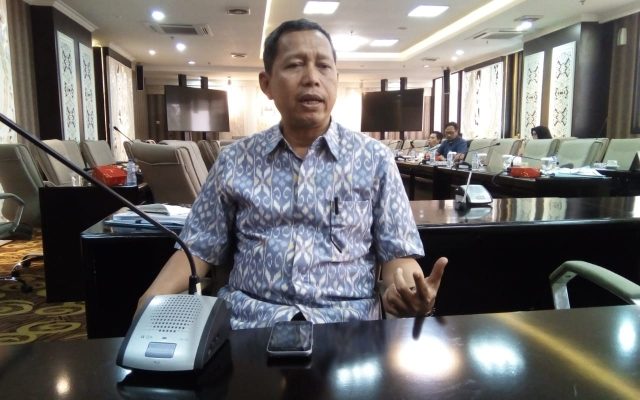 ASN Banyak Kewajiban ke Bank, Gubernur Jangan Asal Potong Gaji ASN Banyak Kewajiban ke Bank, Gubernur Jangan Asal Potong Gaji