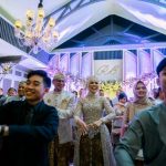 Unik dan Menarik: Ada Tik tok di Tengah Upacara Adat Pernikahan Direktur Komersial Pupuk Kujang