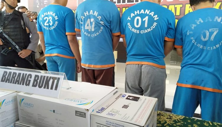 Polisi Ringkus Pelaku Pencurian Ratusan Boks Masker RSUD Pagelaran Cianjur