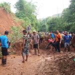Longsor Tutup Akses Jalan Desa di Kabupaten Bandung Barat Longsor Tutup Akses Jalan Desa di Kabupaten Bandung Barat