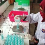 Hebat! SMKN 7 Produksi Hand Sanitizer