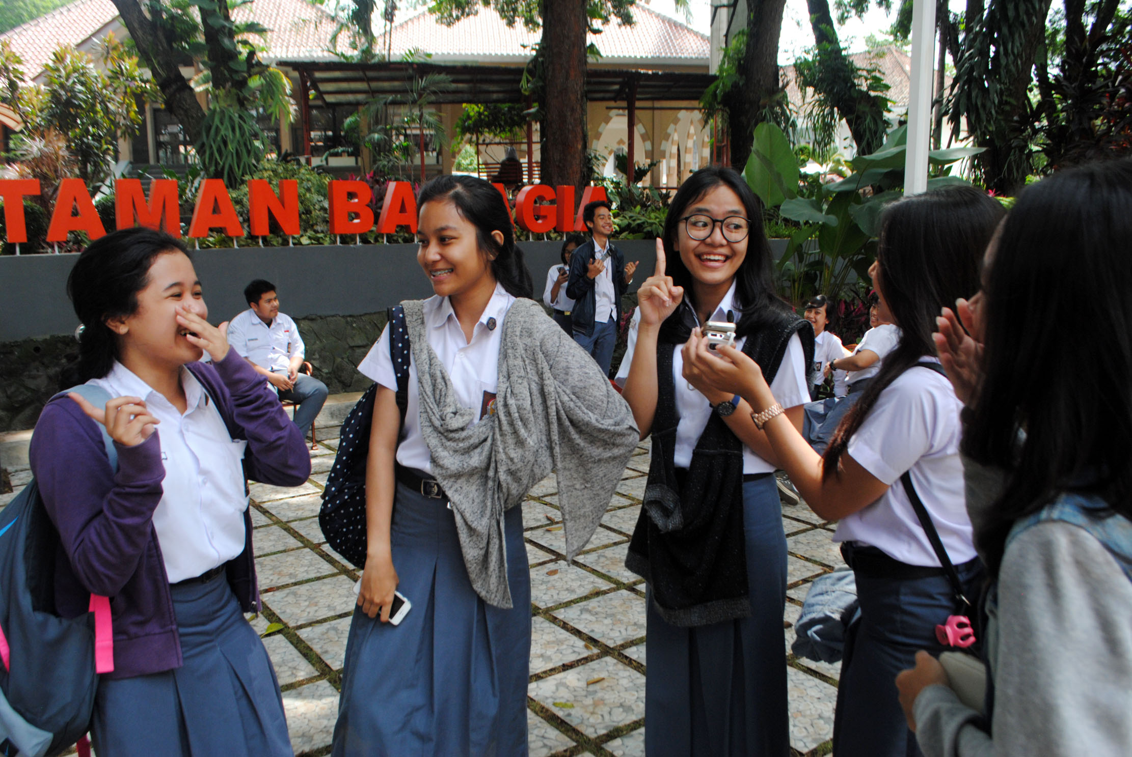 Gubernur Ingin Agar Setiap Sekolah SMA/SMK Diberikan Edukasi Terkait Penyebaran Virus Korona