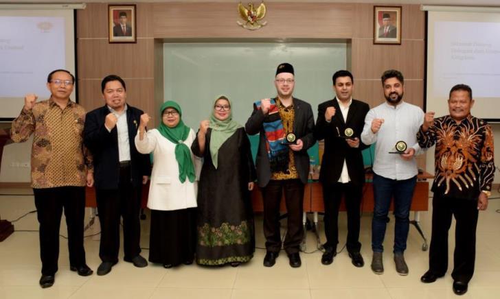 Ulama Inggris Ikut Sebarkan Islam Moderat di Jabar