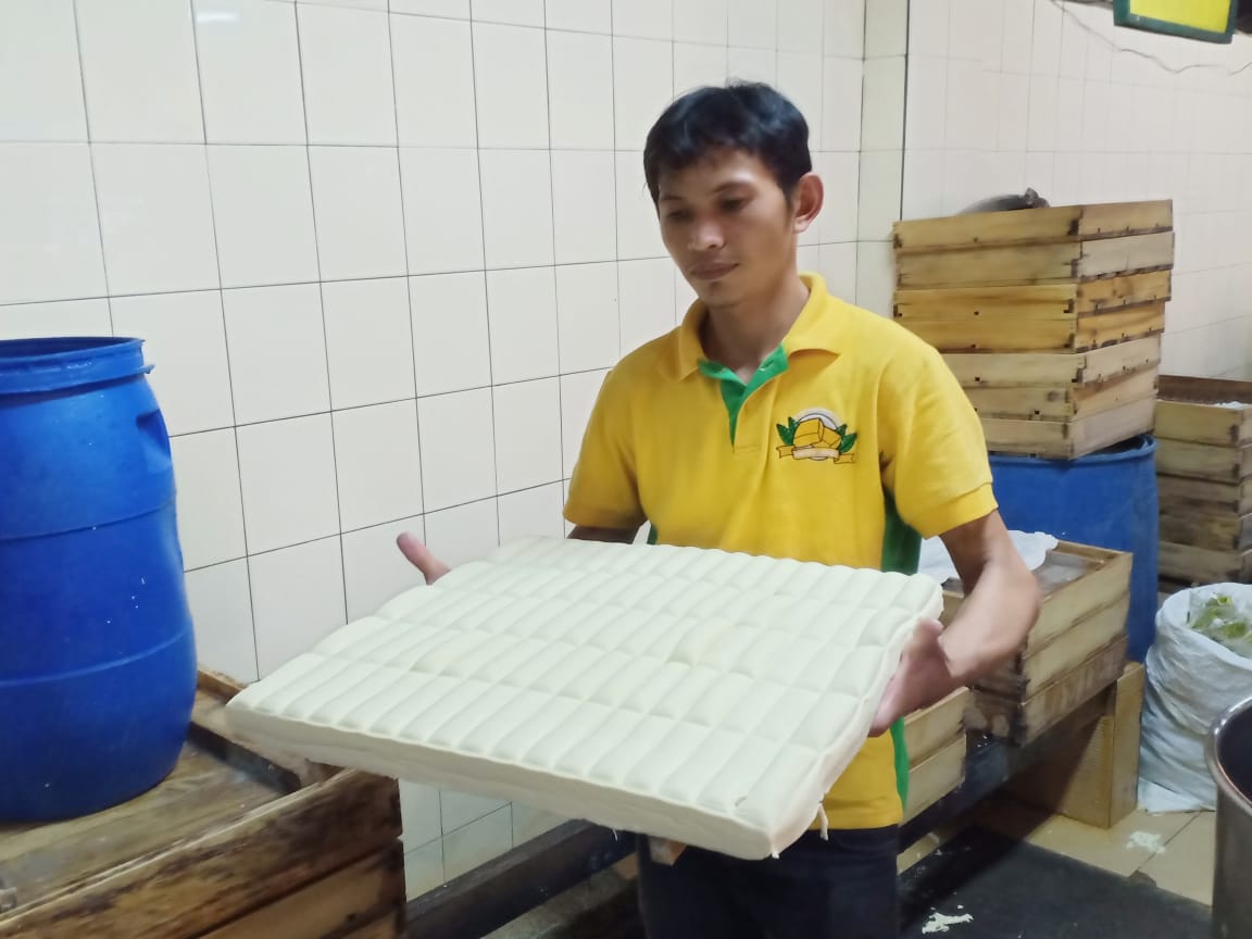 Tahu Susu Khas Lembang, Kudapan Ringan Bagus Untuk Ibu Hamil Tahu Susu Khas Lembang, Kudapan Ringan Bagus Untuk Ibu Hamil