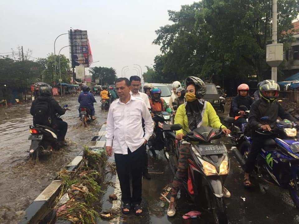 Satu Warga Cimahi Di Rujuk ke Rumah Sakit di Bandung, Statusnya Dalam Pengawasan
