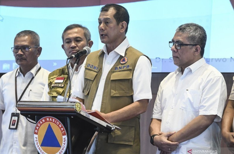 Doni Minta Kepala Daerah Tidak Menahan Bantuan APD dari Pemerintah