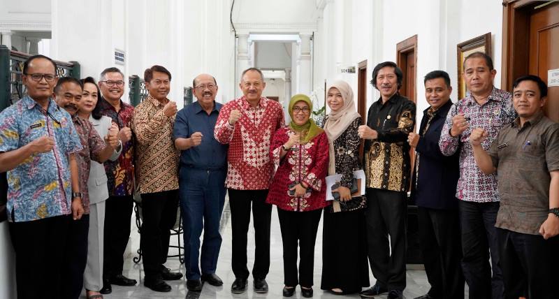 Tingkatkan Kualitas Vokasi, Pemprov Jabar Bentuk Komite Tingkatkan Kualitas Vokasi, Pemprov Jabar Bentuk Komite