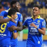 Persib Bawa Tiga Poin, Hadiah Penalti dan Gol Bunuh Diri Jadi Penentu Kemenangan