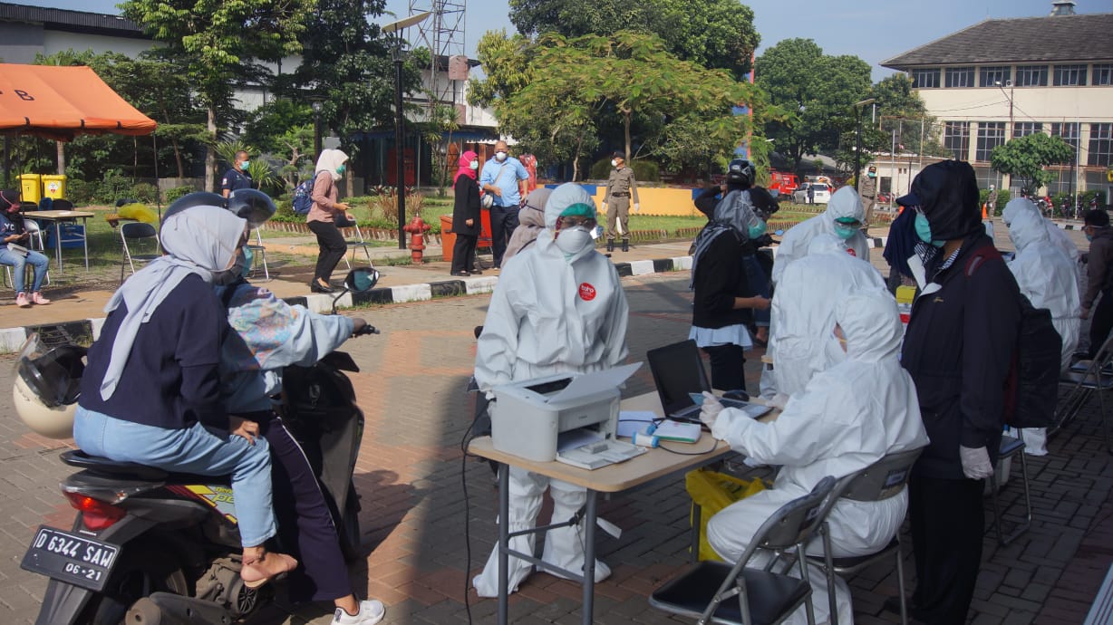 Ribuan Warga Cimahi Kembali Lakukan Rapid Tes