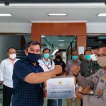 KONI Jabar Beri Bantuan 2.000 Paket Sembako untuk Warga Terdampak Covid-19