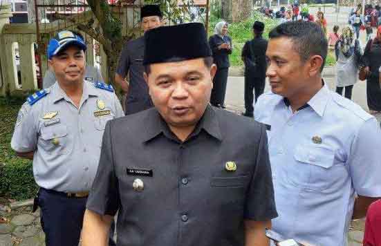 Aa Umbara Minta Perantau Jangan Dulu Pulang Kampung