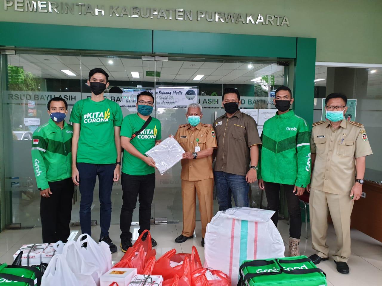 Dukung Garda Terdepan Melawan Corona, Grab Berikan Makanan dan APD Gratis Untuk Petugas Medis di Purwakarta