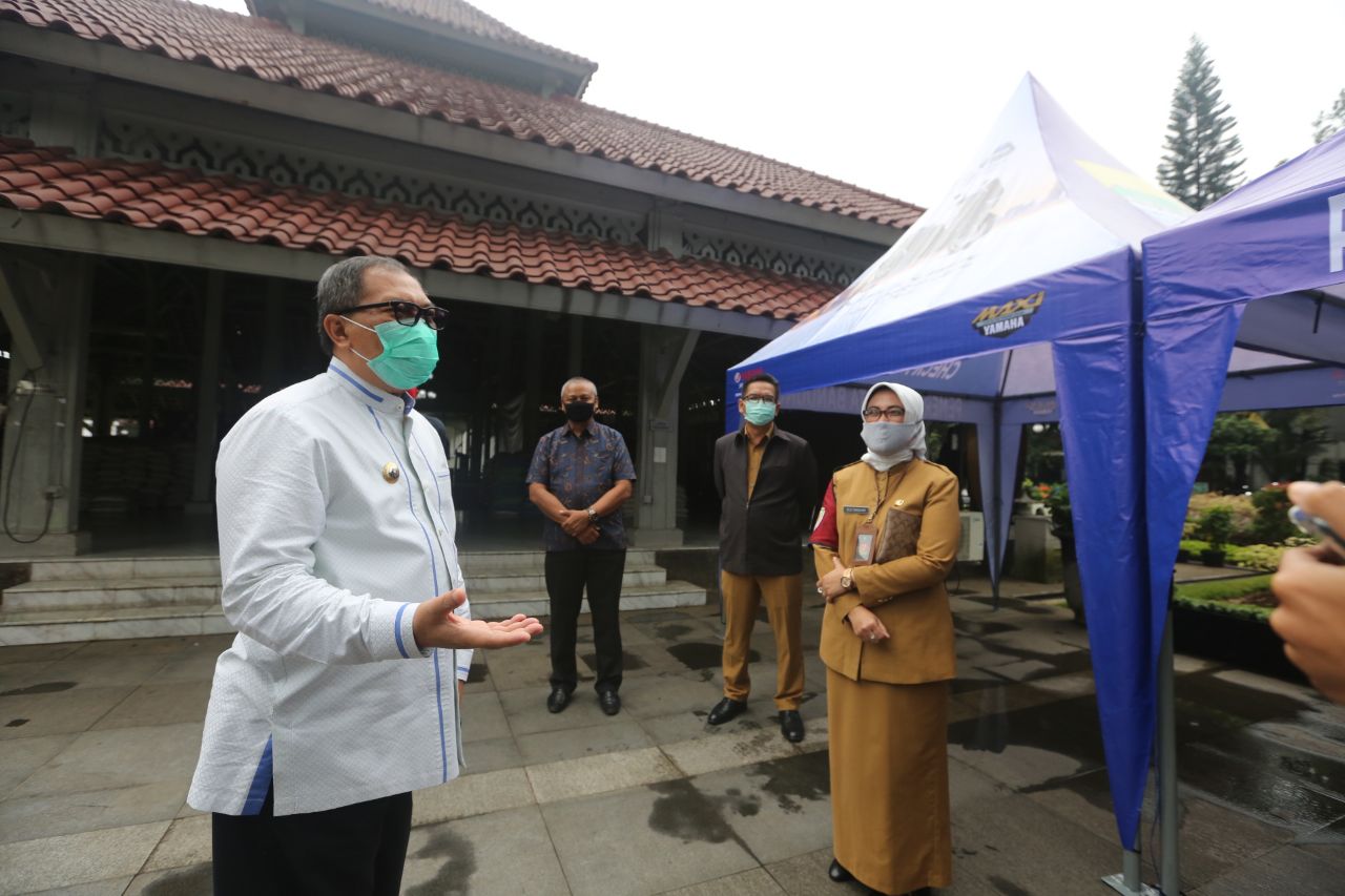 Yamaha Sumbang Tenda untuk Cek Poin PSBB di Bandung