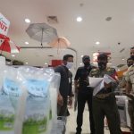 Satpol PP Akan Tutup Paksa Tempat Usaha yang Membandel Selama Penerapan PSBB
