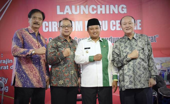 Jadi Pusat Grosir dan Sentra Kerudung Jabar, Uu Ruzhanul Harap CBC Bangkitkan Ekonomi Pasar