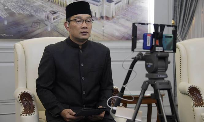 Gubernur: Kurangi Kegiatan Massal