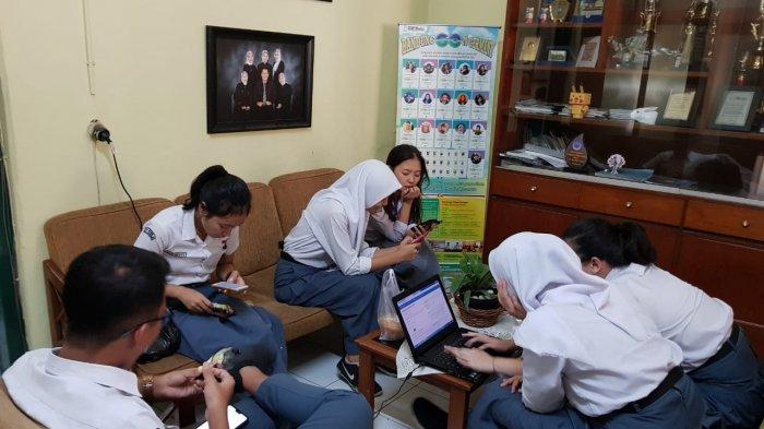 Siswa SMAN 5 Inisiasi Gerakan Bagi Satu Ajak Dua