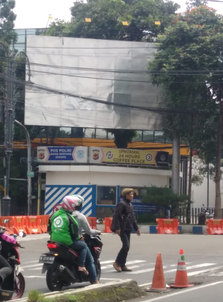 Pengusaha Reklame Minta Pemkot Tegakkan Aturan Perizinan Soal Reklame Pengusaha Reklame Minta Pemkot Tegakkan Aturan Perizinan Soal Reklame