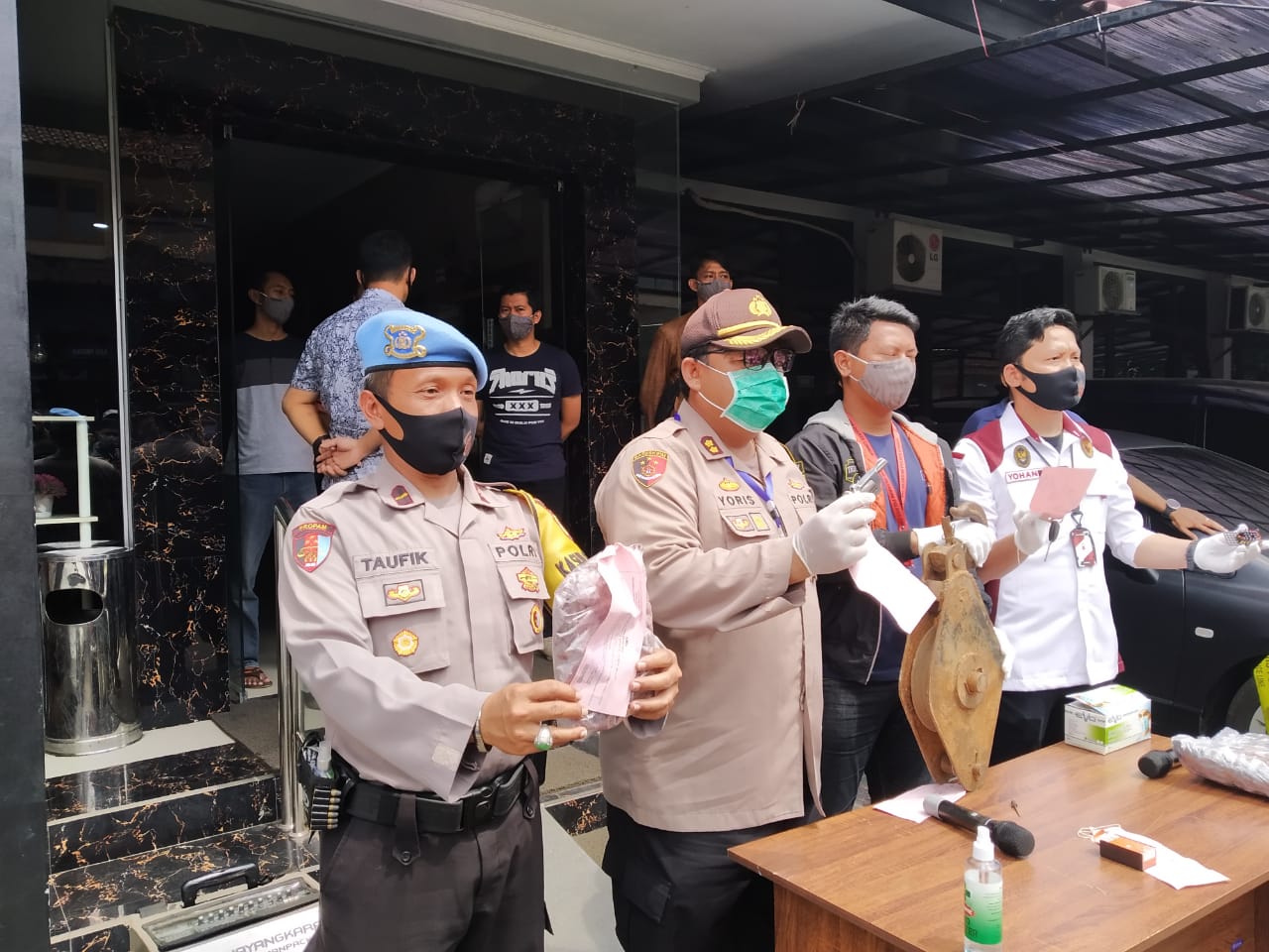 Jual Mobil Rp 170 Juta Taunya Ditarik Leasing, Korban Ditembak dan Dibuang ke Citarum Jual Mobil Rp 170 Juta Taunya Ditarik Leasing, Korban Ditembak dan Dibuang ke Citarum