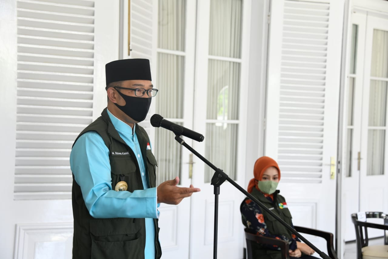 Gubernur Respon Video Viral Penyaluran Bantuan  yang Ditolak oleh Warga