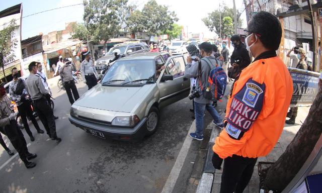 Yana Ingatkan Masyarakat Agar Gunakan Masker