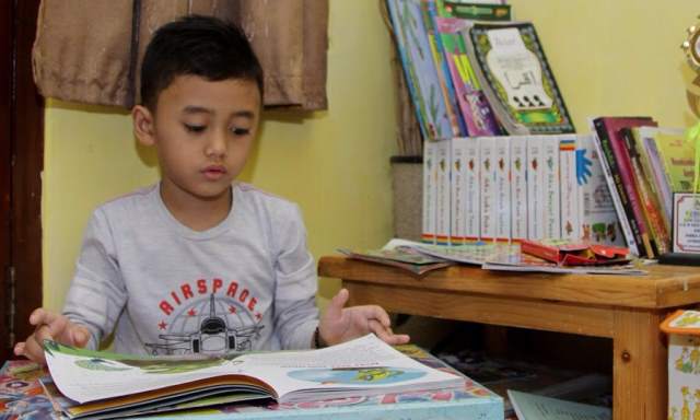 Selamat Hari Buku! Membaca #dirumahaja