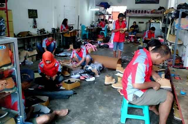 Perusahaan Swasta Sudah Kelimpungan, Korban PHK Terus Bertambah Perusahaan Swasta Sudah Kelimpungan, Korban PHK Terus Bertambah