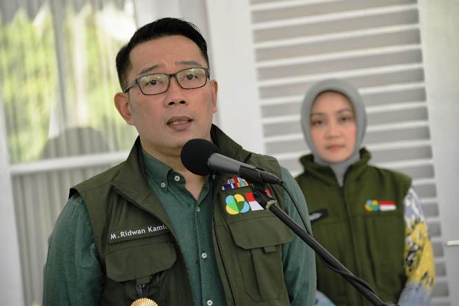Sejuta Masker dari Pemprov Jabar untuk Cegah Penularan COVID-19 Sejuta Masker dari Pemprov Jabar untuk Cegah Penularan COVID-19