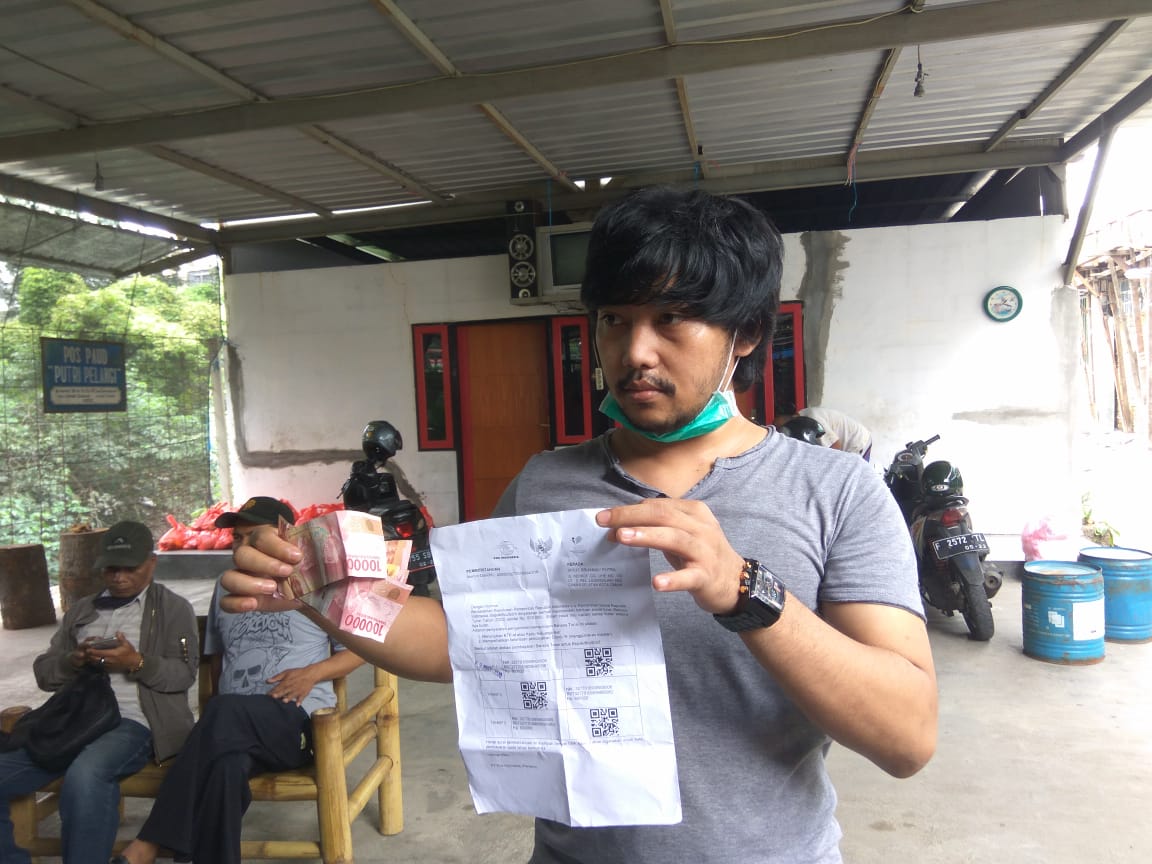 Aneh bin Ajaib! Anak Anggota Dewan Dapat Bantuan Rp 600 Ribu, Mensos Minta Jangan Dibesar-besarkan Aneh bin Ajaib! Anak Anggota Dewan Dapat Bantuan Rp 600 Ribu, Mensos Minta Jangan Dibesar-besarkan
