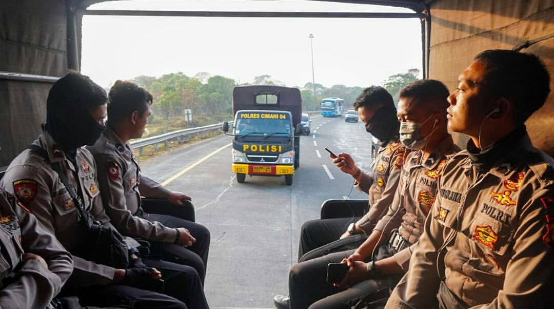Antisipasi Balap Liar, Sabhara Polres Cimahi Rutin Patroli di Waktu Ngabuburit