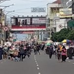 Pemkot Bandung Dinilai Tidak Tegas Terapkan Aturan PSBB, Pedagang Kaki Lima Banyak yang Berjualan