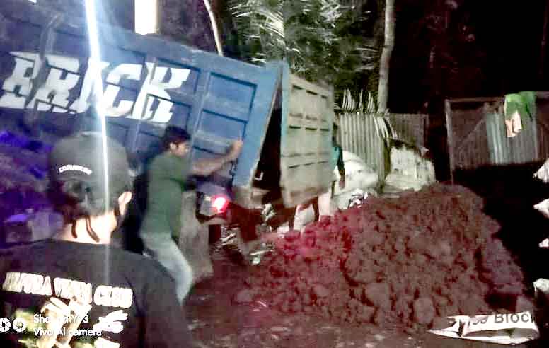 Diduga Limbah B3, Warga Cipatat Heboh Temukan Belasan Drum Bekas dengan Bau Menyengat Diduga Limbah B3, Warga Cipatat Heboh Temukan Belasan Drum Bekas dengan Bau Menyengat