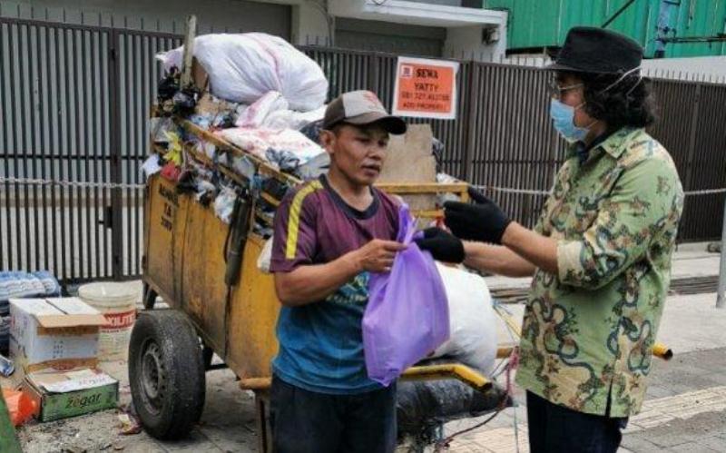 Pandemi Corona, Bangkitkan Semangat Kebersamaan, Gotongroyong dan Saling Membantu Pandemi Corona, Bangkitkan Semangat Kebersamaan, Gotongroyong dan Saling Membantu