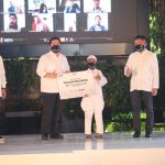 Menteri BUMN Bagikan 100.000 Paket Bantuan TelkomGroup