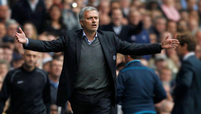 Kembali Berkicau, Mourinho Rindukan Lapangan