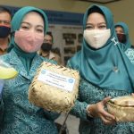 Atalia Apresiasi Gunakan Besek di Pangandaran