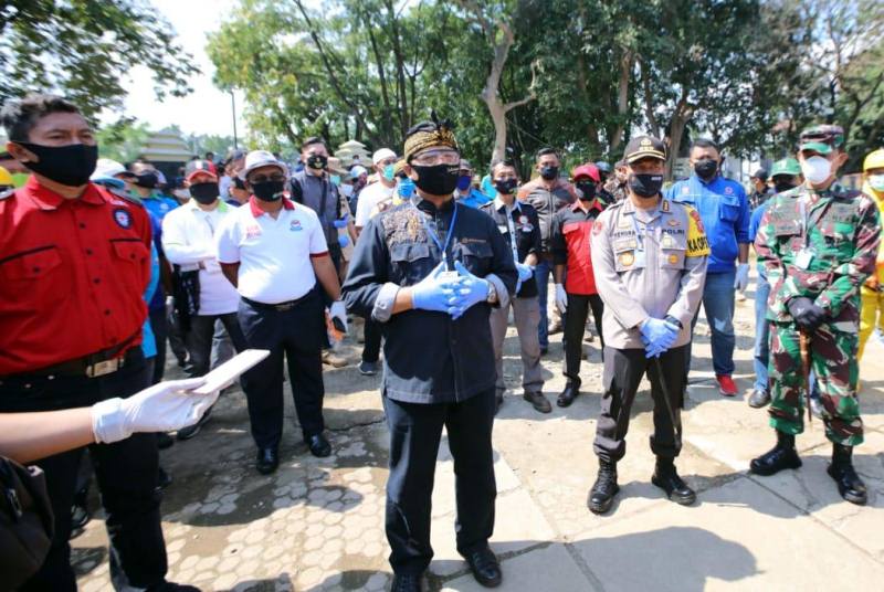 Pemkab Bandung Himbau Pengusaha Segera Berikan THR Pekerja Pemkab Bandung Himbau Pengusaha Segera Berikan THR Pekerja