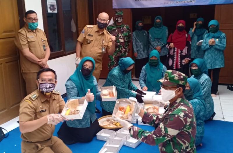 Empat Kelurahan Kecamatan Rancasari Buka Dapur Umum