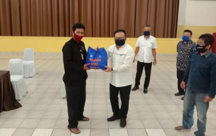 Yayasan Widyatama Bagikan 1.000 Paket Sembako Yayasan Widyatama Bagikan 1.000 Paket Sembako