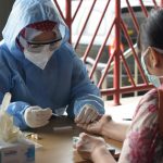 Sisir Penderita Pedagang Pasar Tradisional di Majalaya dengan Rapid Tes