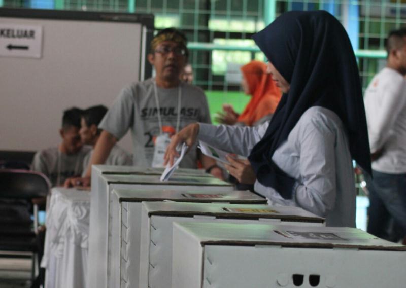 Lambatnya Penyelesaian Regulasi Pilkada 2020 akan Berdampak pada Minimnya Waktu Sosialisasi Lambatnya Penyelesaian Regulasi Pilkada 2020 akan Berdampak pada Minimnya Waktu Sosialisasi
