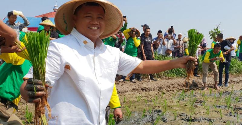 Wagub Jabar : Kepala Desa Harus Berinovasi. Kembangkan Desa Menuju Desa Mandiri dan Desa Maju