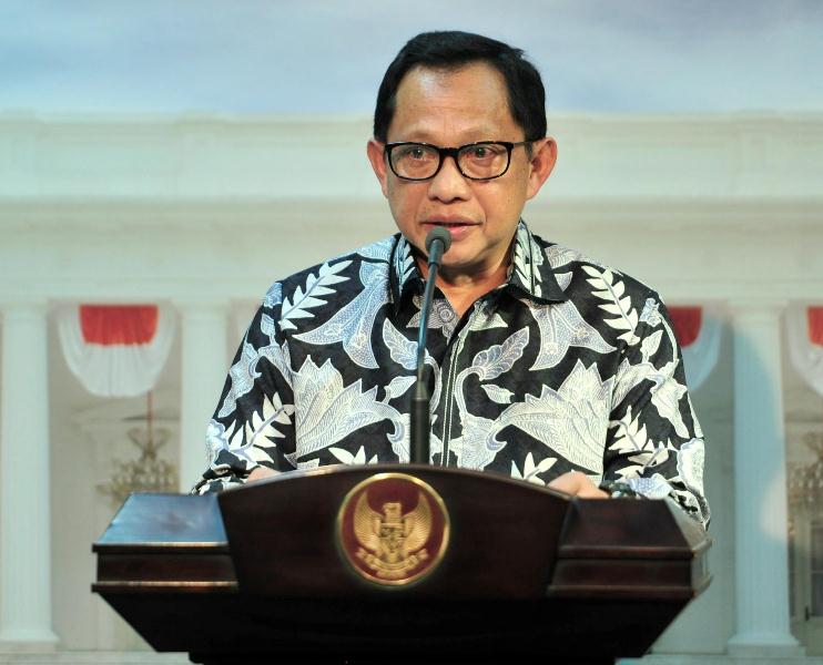 Mendagri Tito Karnavian Copot Kadis Dukcapil Kota Pare-pare.