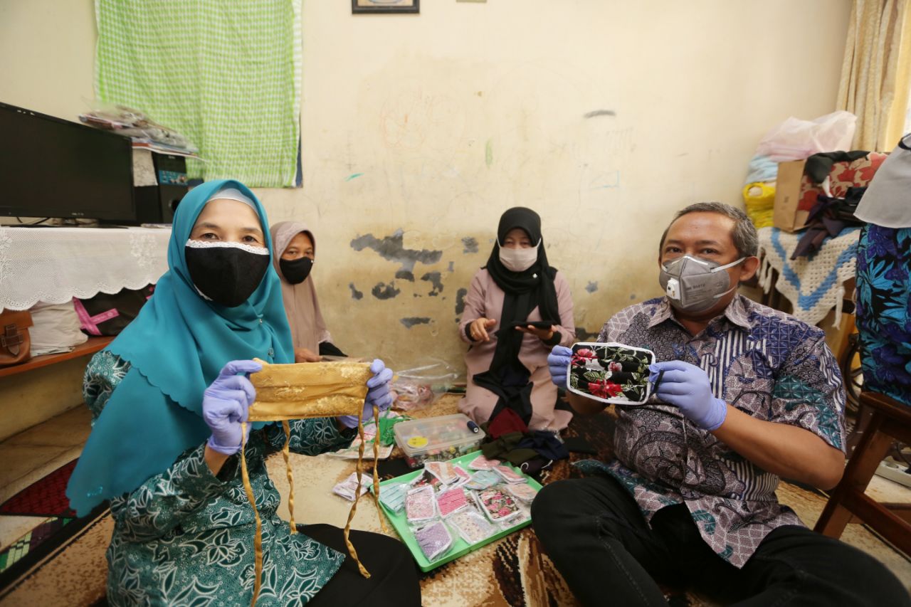 Keren Nih! Kecamatan Gedebage Gerakan Warga untuk Program Sangu Bancakan