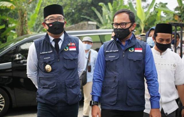 Ridwan Kamil Cek Pelaksanaan Rapid Test di Ponpes Al Falakiyah