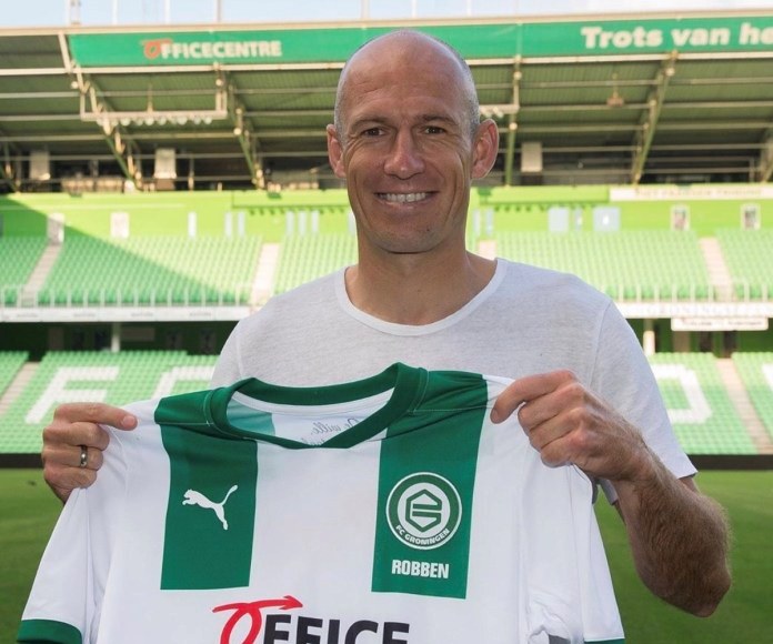 Kembali ke Klub Masa Kecil, Arjen Robben Batal Gantung Sepatu