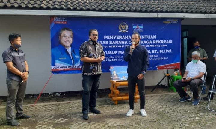 Atep Banjir Dukungan Senior