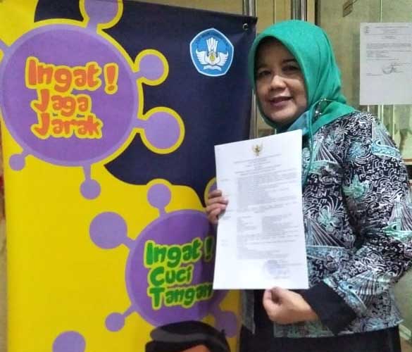 Wakil Sekretaris Dewan Pakar ICMI Jabar Endah Ratnawaty Chotim Raih Gelar Guru Besar Ilmu Sosial di UIN