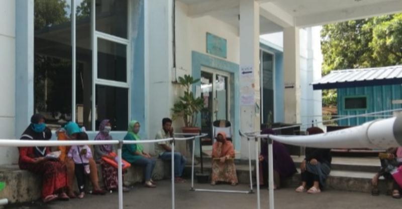 Oknum Pegawai Disdukcapil “Jual” Blangko E-KTP Rp 75 Ribu Per Keping Oknum Pegawai Disdukcapil “Jual” Blangko E-KTP Rp 75 Ribu Per Keping